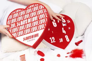 LoveBoxxx 14-Days of Love Gift Set