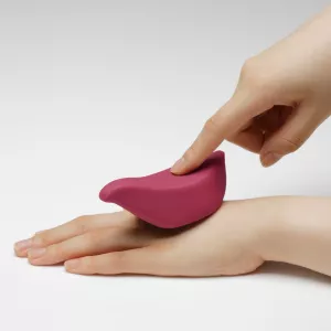 Iroha by Tenga Tori Clitoral Vibrator