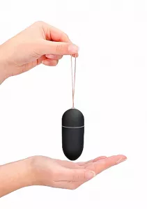 Shots Toys 10 Speed Remote Vibrating Egg Big Black